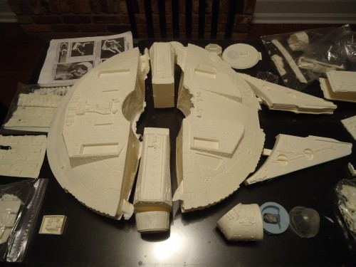 Millenium Falcon 007