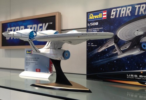 Revell Star Trek Into Darkness USS Enterprise