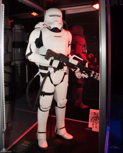 Star-Wars-Celebration-Anaheim-2015-The-Force-Awakens-083