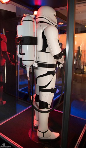 Star-Wars-Celebration-Anaheim-2015-The-Force-Awakens-089