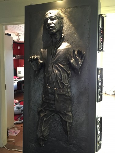 NBG_HAN_CARBONITE_002